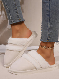 Contrast Faux Fur Round Toe Slippers Trandify Deal