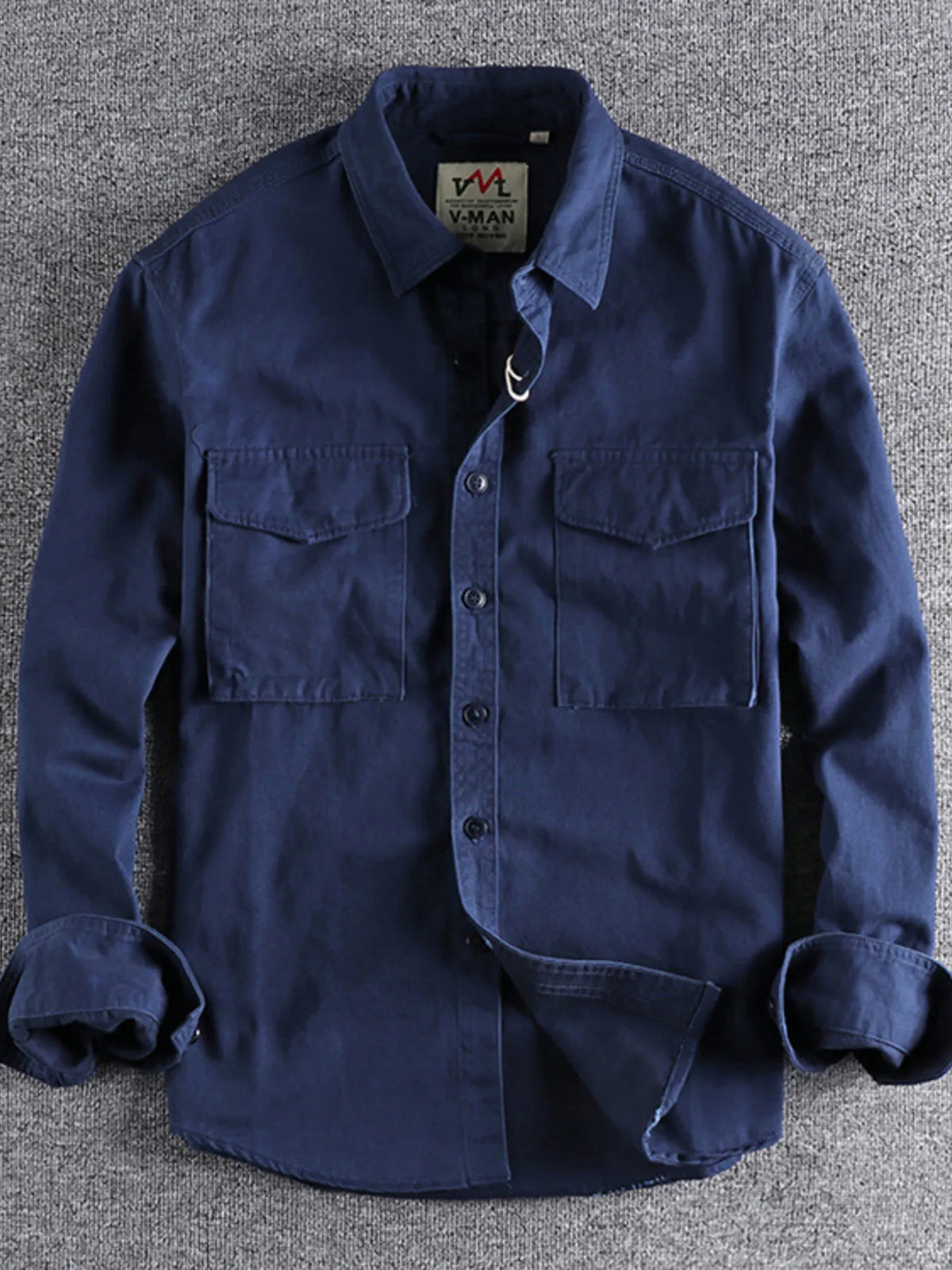 Plus size men’s button-up shirt with chest pockets for big & tall Hawaiian or office wear – breathable long sleeve casual shirt