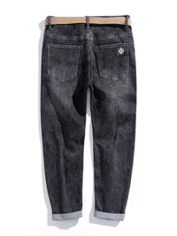 Mens classic straight leg jeans back pocket and fit design