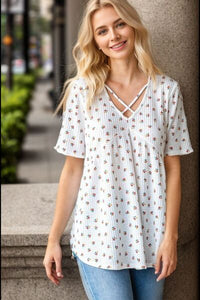 Summer Flowy Tunic with Vintage Floral Print – Casual Plus Size Top