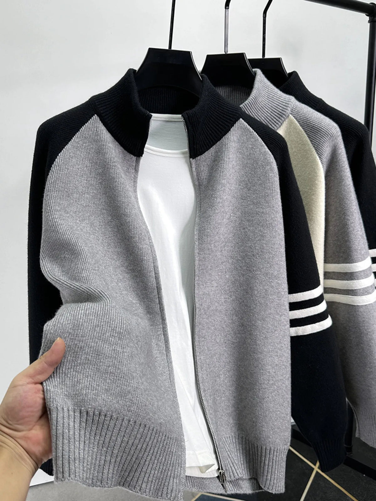 Men's Color Block Zip-Up Cardigan Slim Fit Lightweight Knit Sweater for Fall Winter Fashion