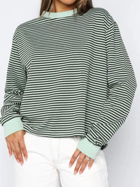 Women's Striped Oversized Sweatshirt - Soft Casual Crewneck