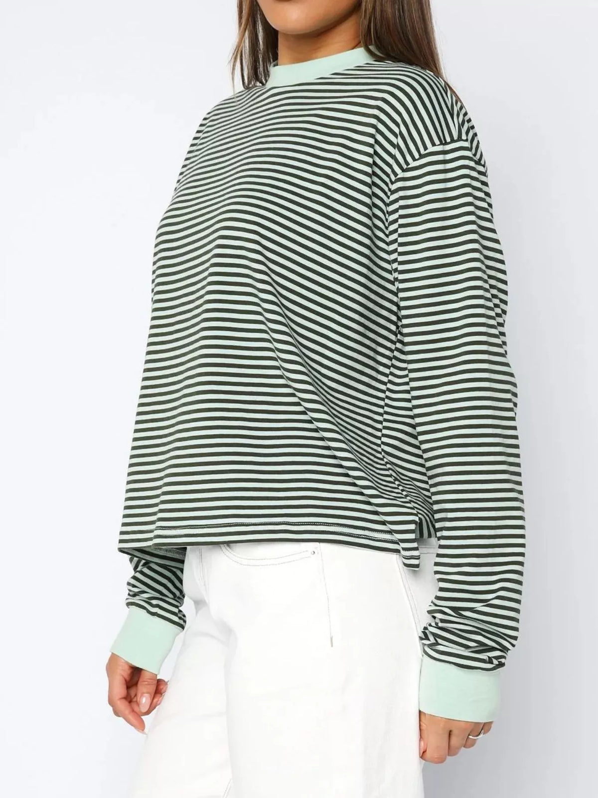 Women's Striped Oversized Sweatshirt - Soft Casual Crewneck