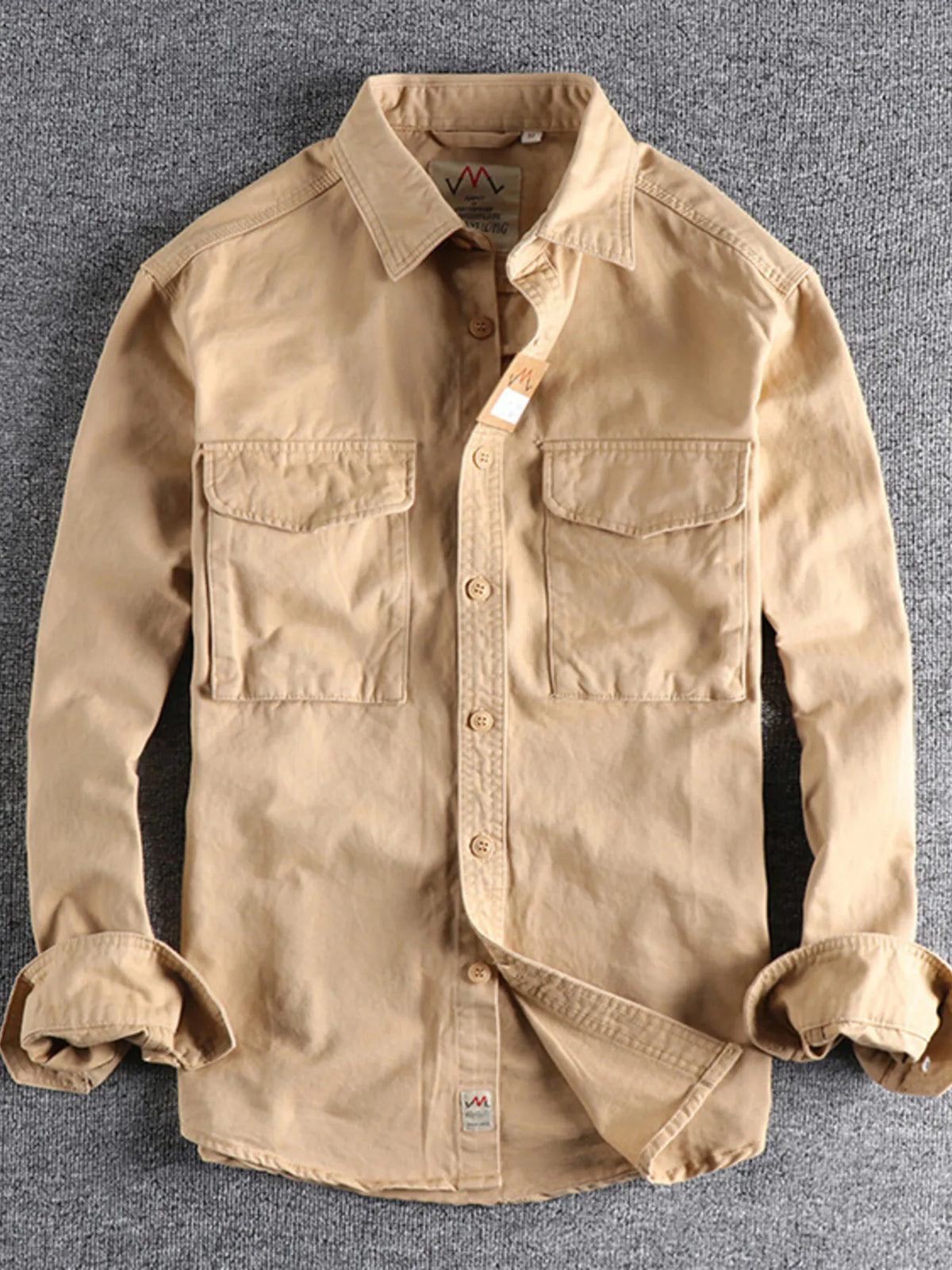 Plus size men’s button-up shirt with chest pockets for big & tall Hawaiian or office wear – breathable long sleeve casual shirt