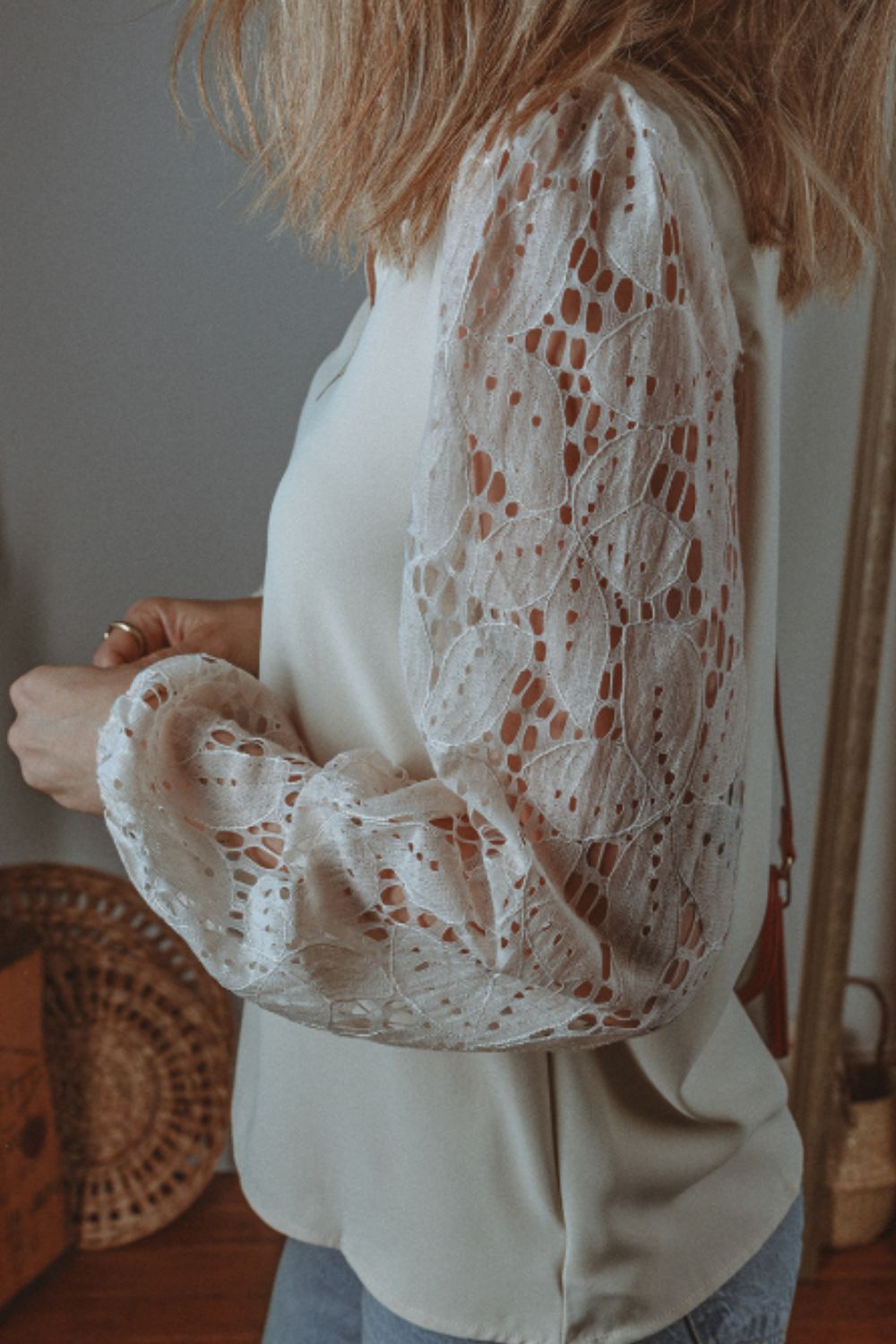 V Neck Lace Balloon Sleeve Blouse Trandify Deal