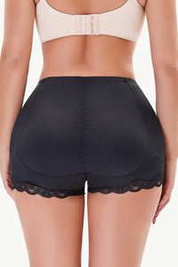 Breathable Lace Trim Shaping Shorts – Smooth & Flattering Fit