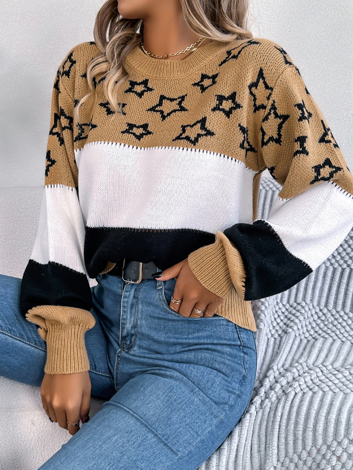 Star Contrast Round Neck Sweater Trandify Deal
