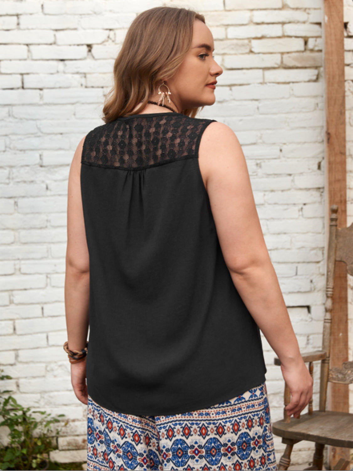 Plus Size V-Neck Tank Trandify deal