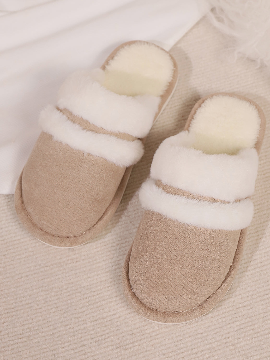 Contrast Faux Fur Round Toe Slippers Trandify Deal