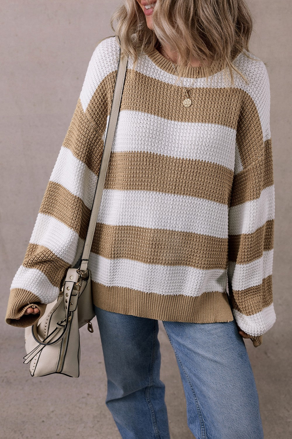 Color Block Round Neck Sweater – Trendy & Comfortable Knitwear Trandify Deal