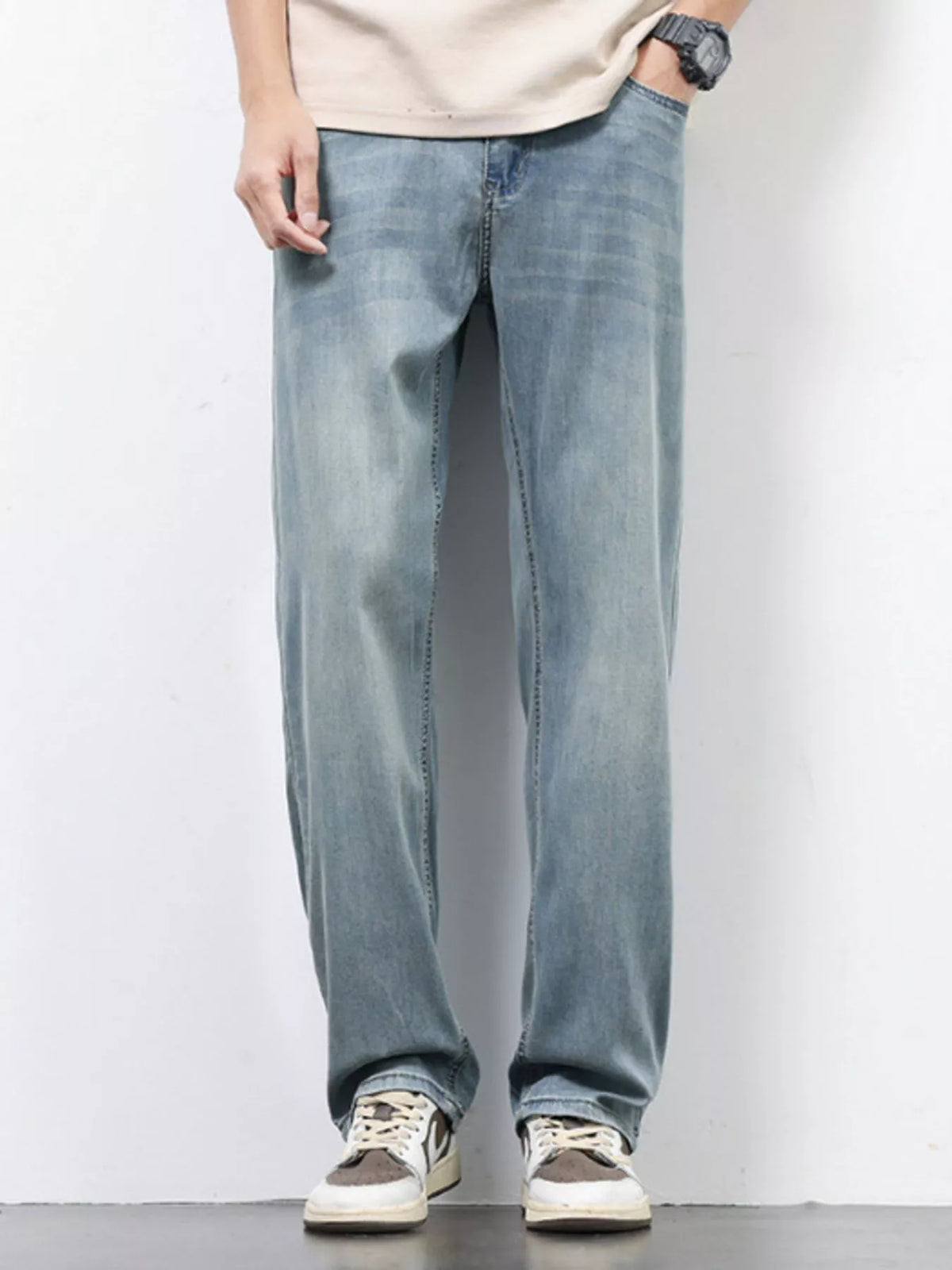 Mens lyocell wide leg jeans in washed regular fit
