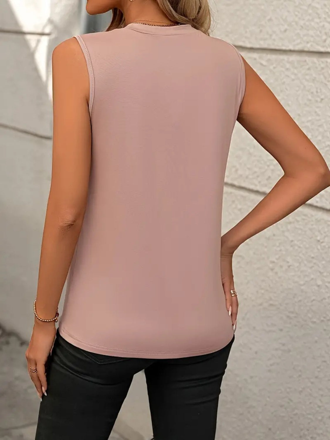 Round Neck Sleeveless Tank Trandify deal
