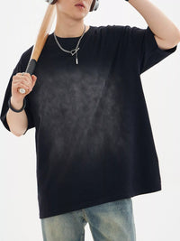 Men's oversized cotton t-shirt in Black - relaxed fit basic tee