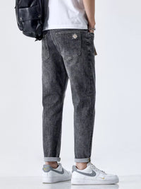 Mens classic straight leg jeans back pocket and fit design