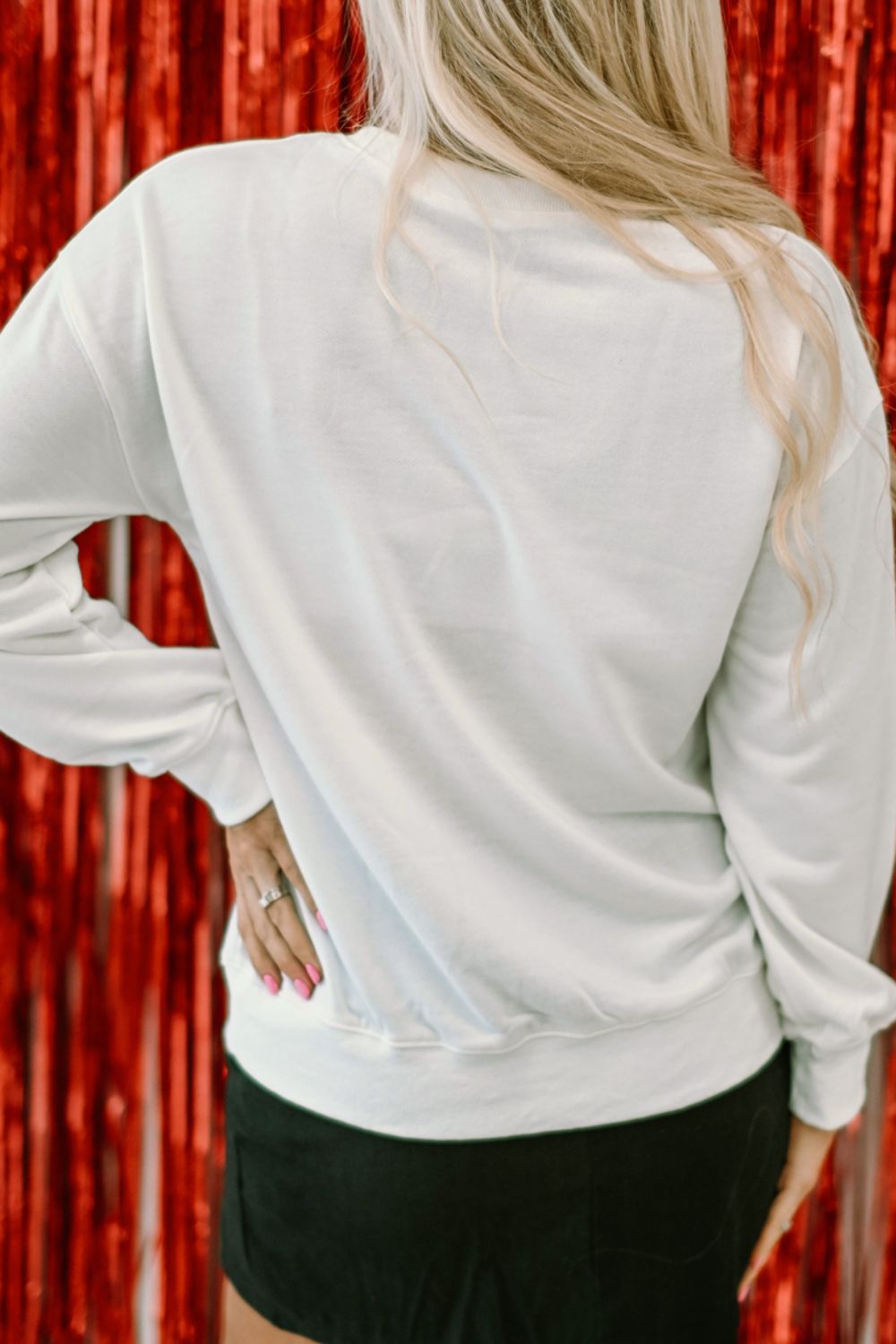 Valentine’s Day XOXO Glitter Round Neck Sweatshirt Trandify Deal
