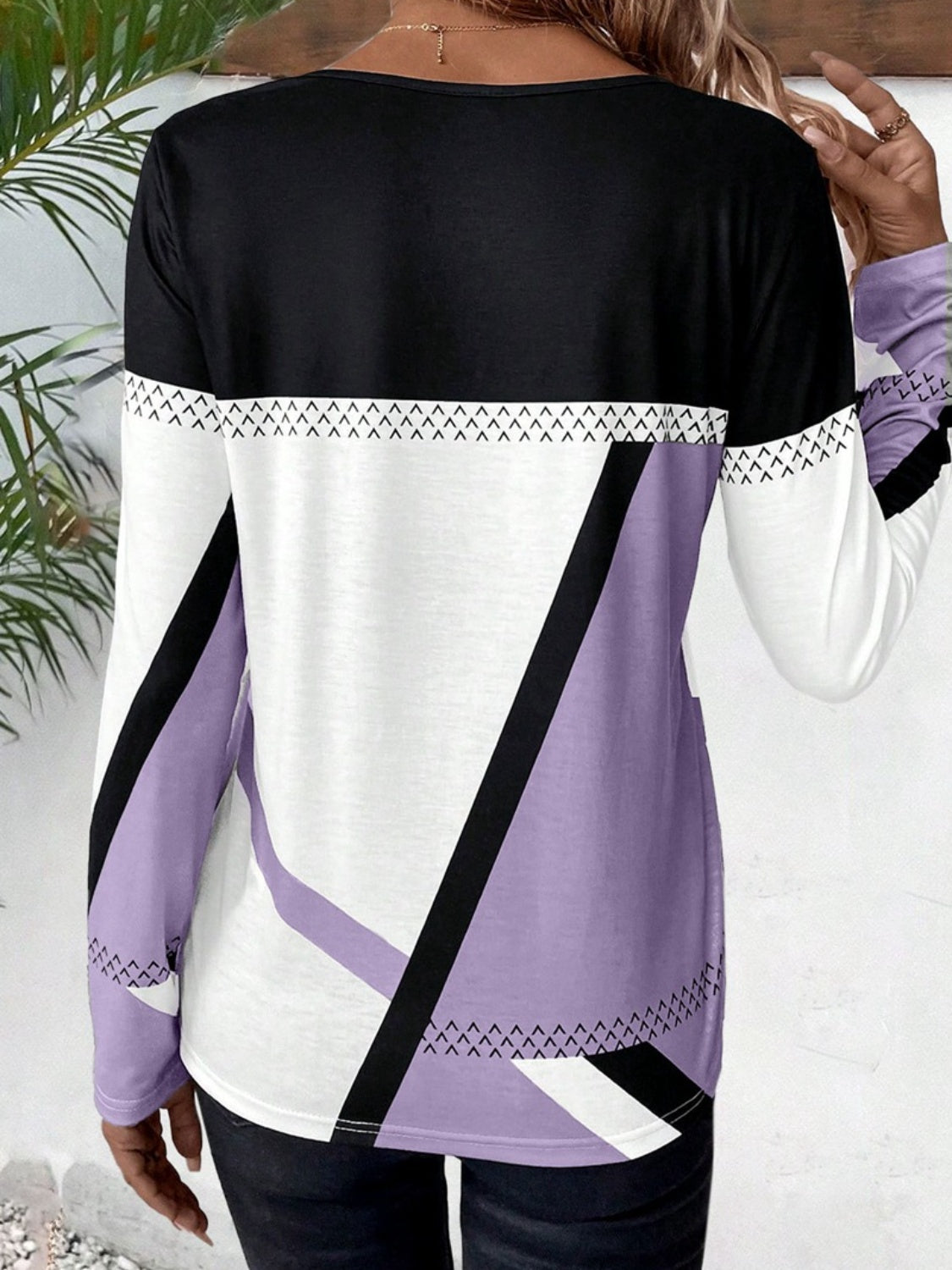 Contrast Round Neck Long Sleeve T-Shirt Trandify Deal