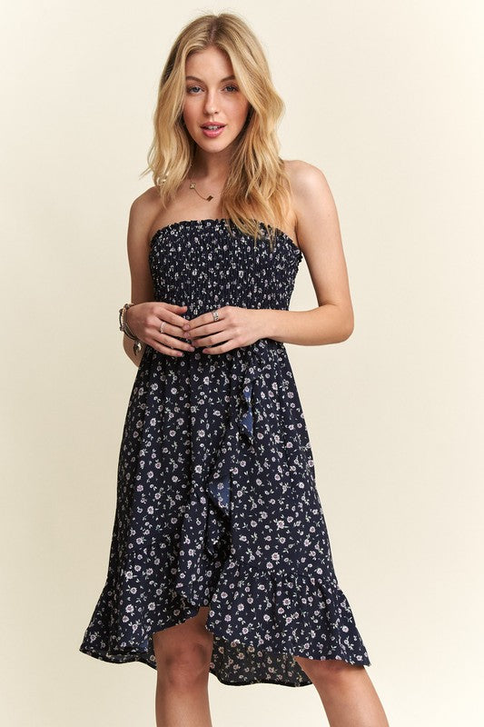 ADORA Smocked Floral Tube Dress with Pockets Trandify Deal