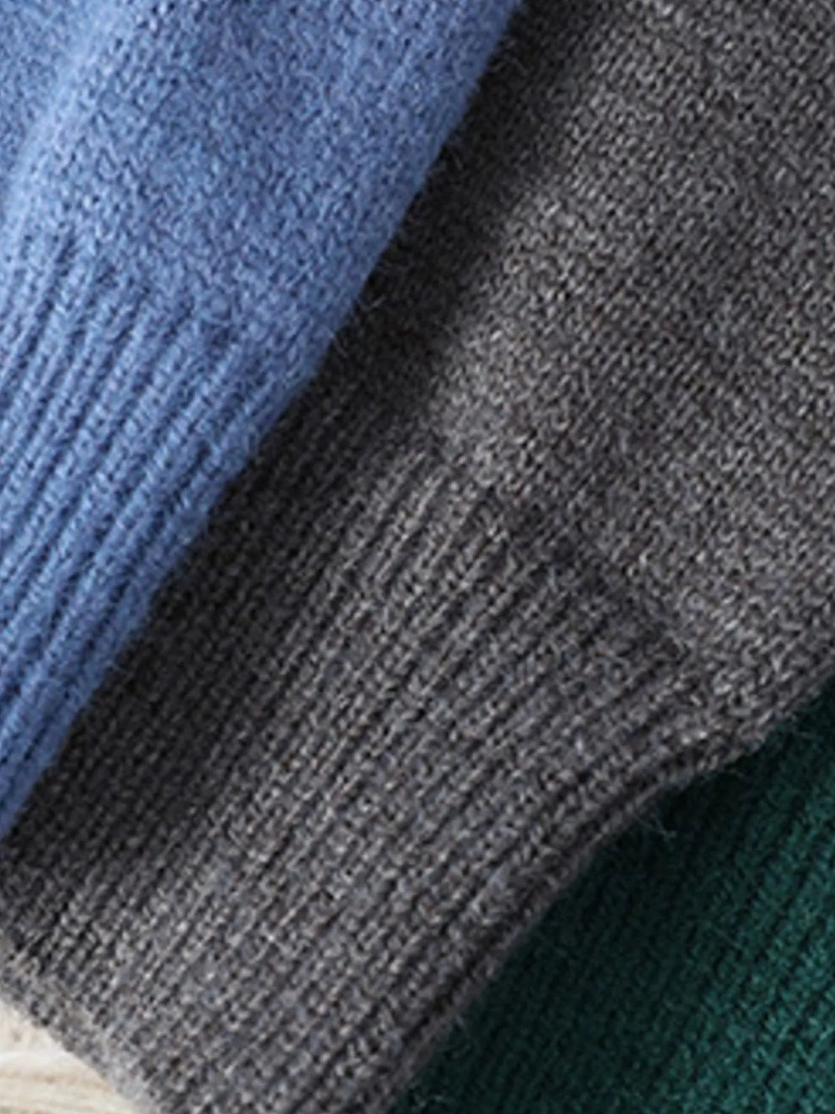 Oversized Chunky Knit Sweater for Men – Trendy Casual Warm Wear