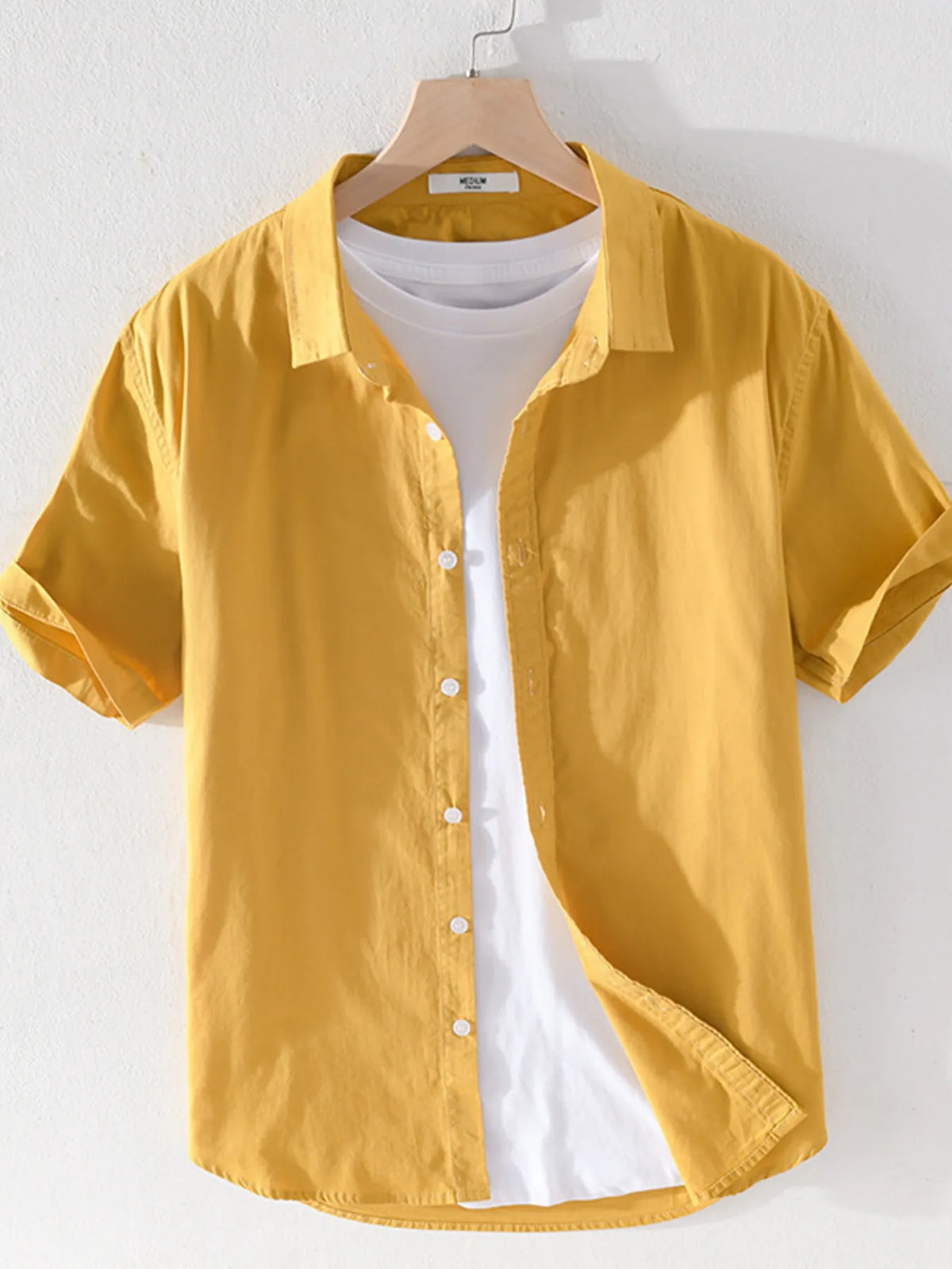 Breathable Plus Size Men’s Shirt – Lightweight Short Sleeve Button-Up – Office & Vacation Style