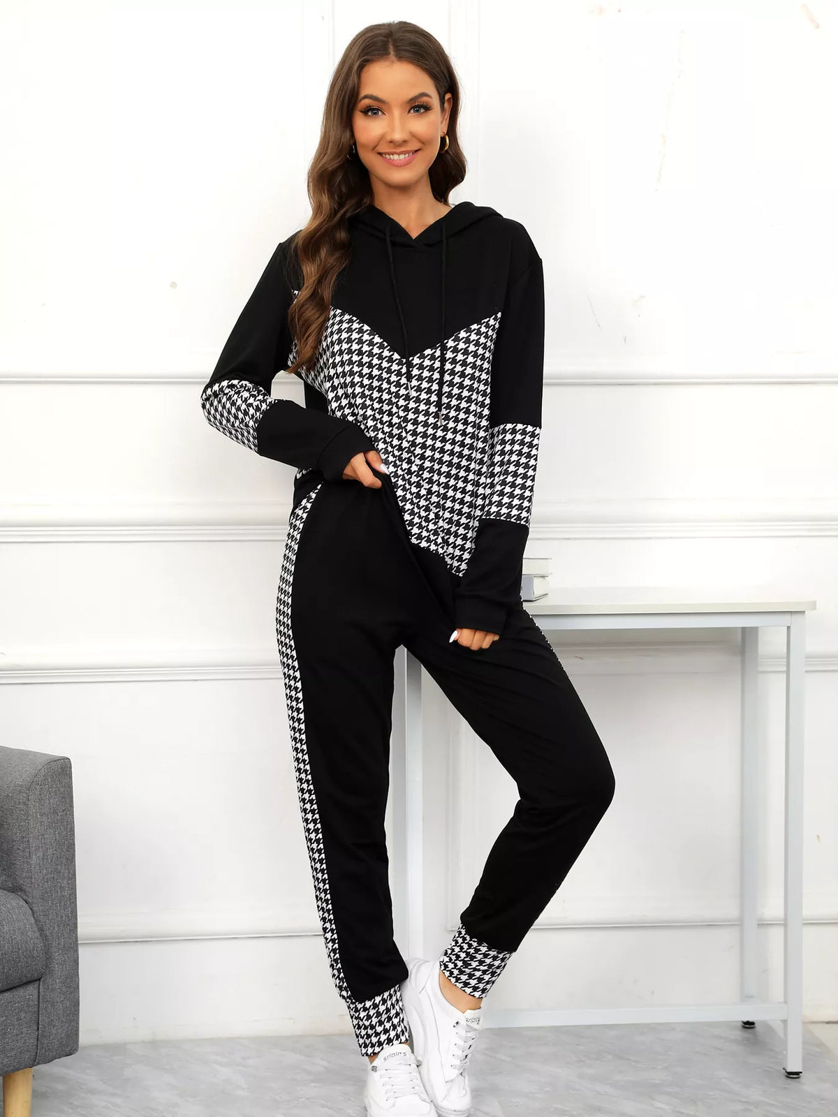 Houndstooth Hoodie & Jogger Set - Women's Outfit