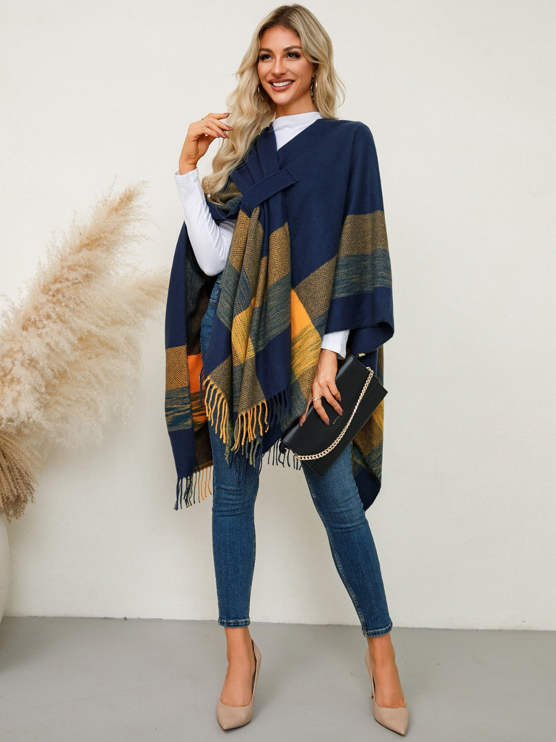 Fringe Contrast Plaid Poncho Trandify Deal