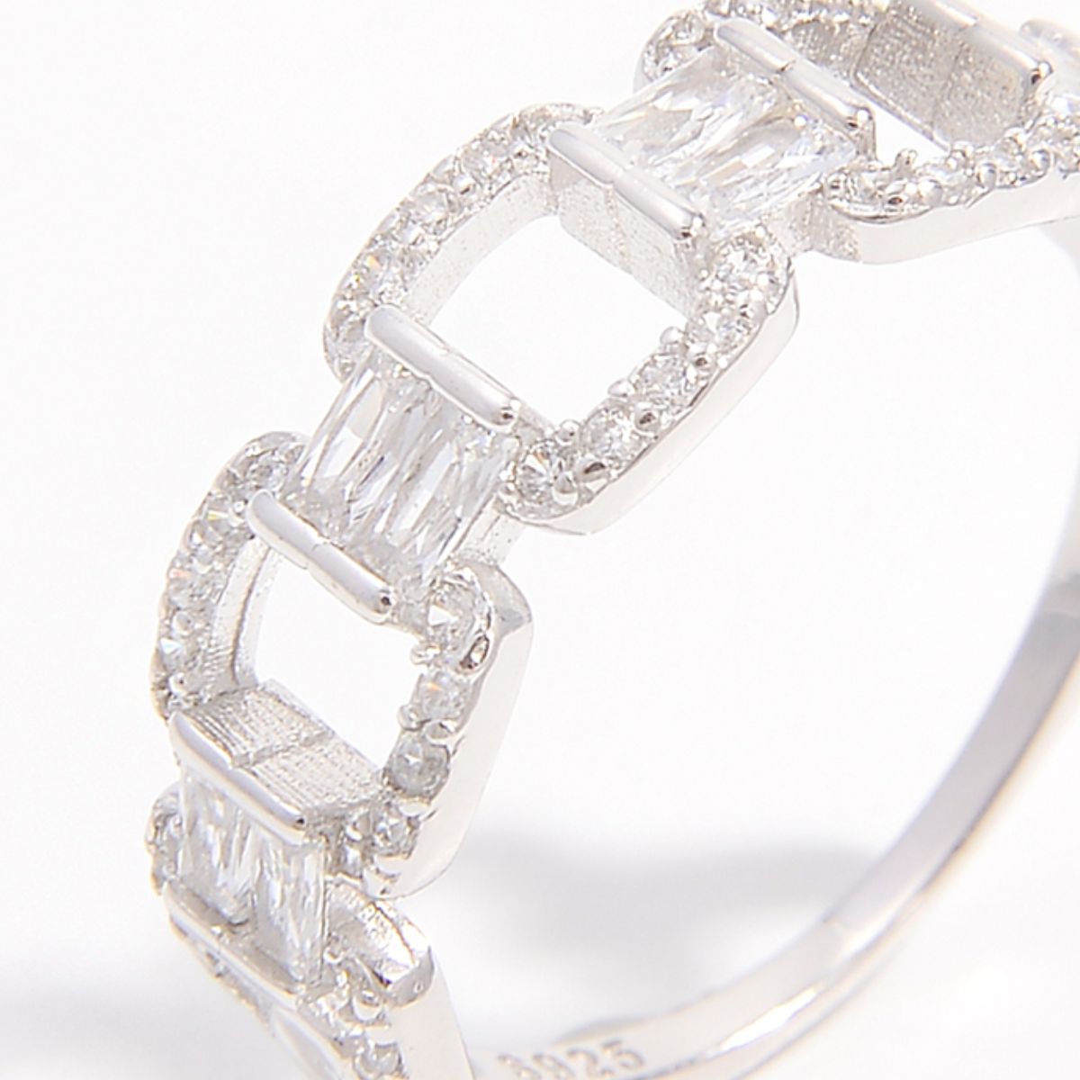925 Sterling Silver Zircon Cutout Ring Trandify Deal