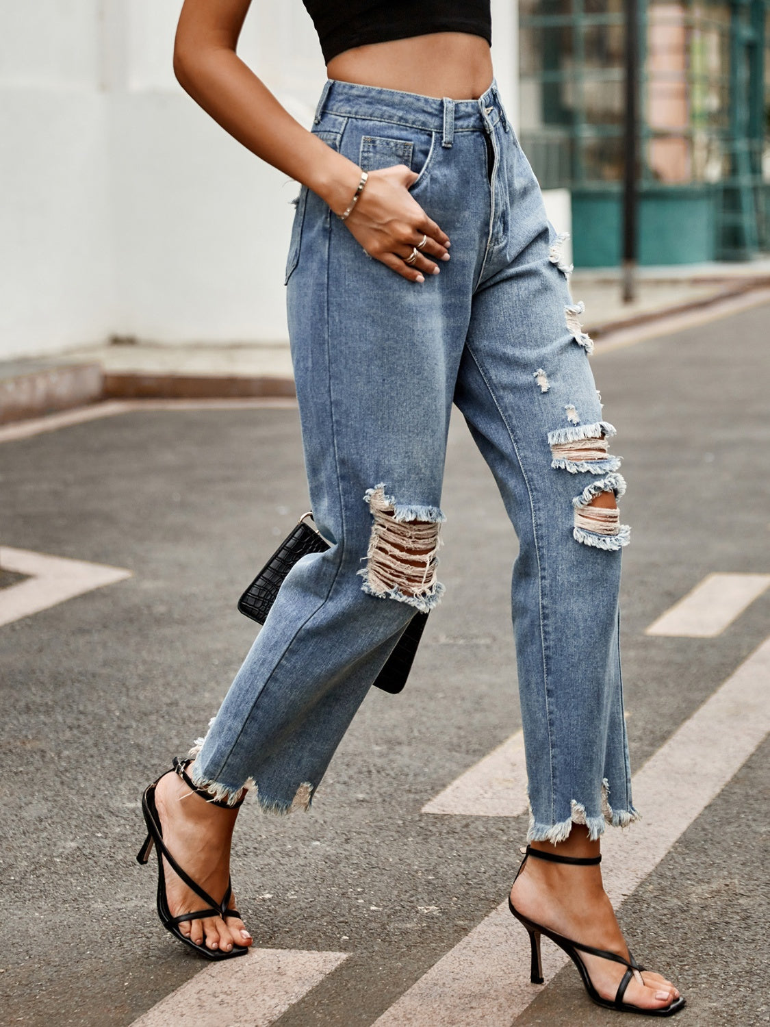 Distressed Raw Hem Jeans with Pockets Trandify Deal