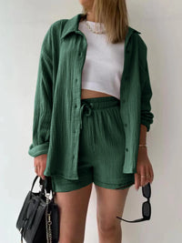 Trendy linen-blend two-piece set for women, stylish matching shirt and shorts