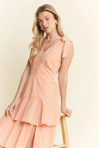 Flowy Checkered Print Dress with Ruffled Skirt – Casual Women’s Fashion