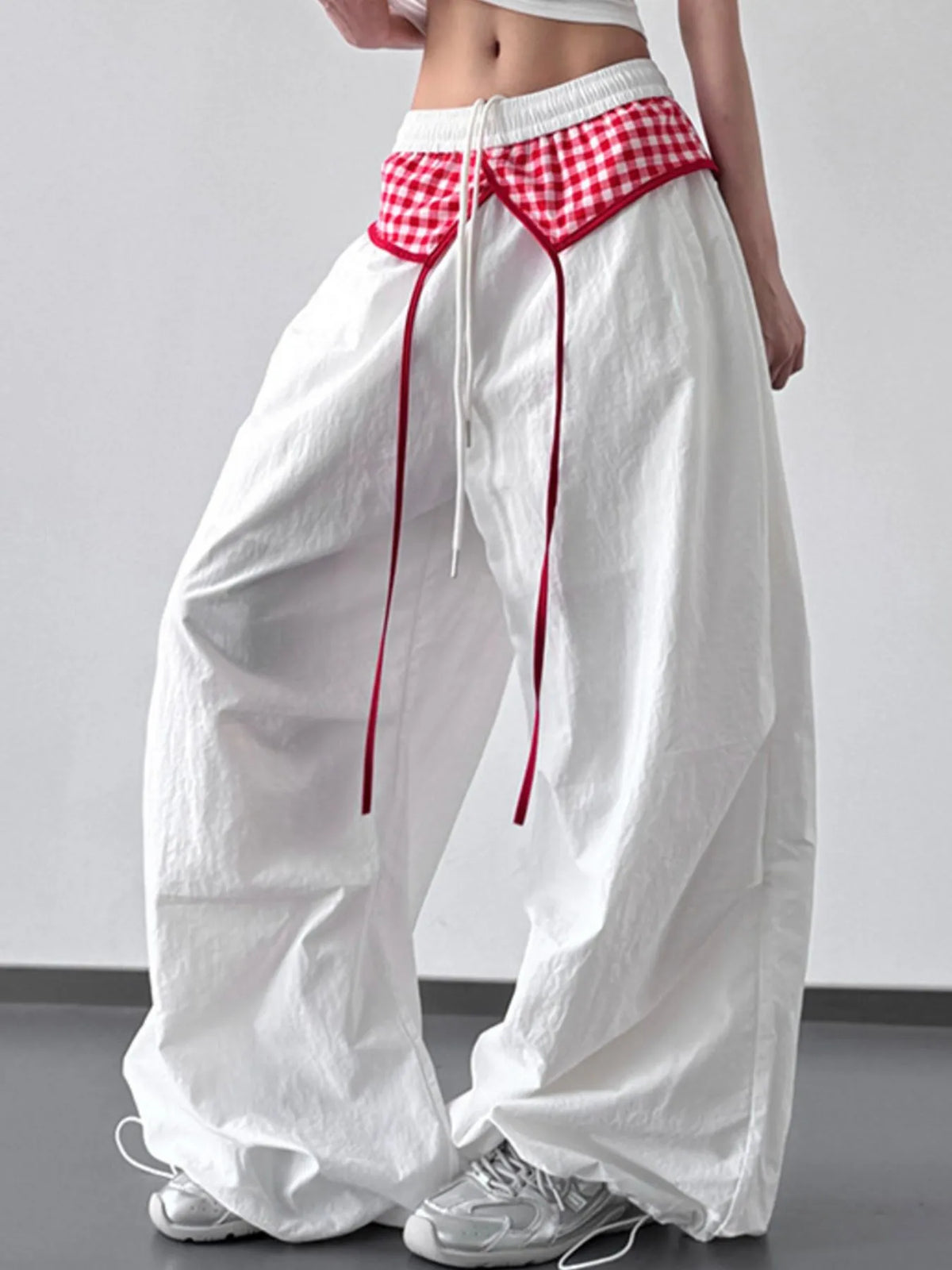 Women’s Black and White Checkered Wide Leg Pants for Casual & Office Outfits