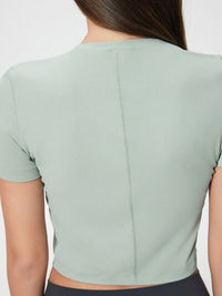 Soft breathable women's tee for gym and everyday outfits