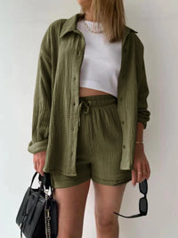 Trendy linen-blend two-piece set for women, stylish matching shirt and shorts