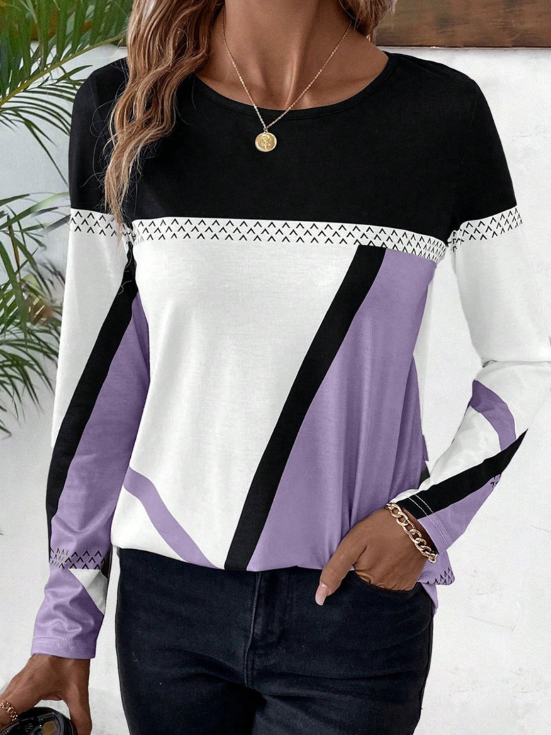 Contrast Round Neck Long Sleeve T-Shirt Trandify Deal