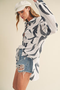 Women’s High-Low Printed Long Sleeve Shirt – Trendy Button-Up Blouse