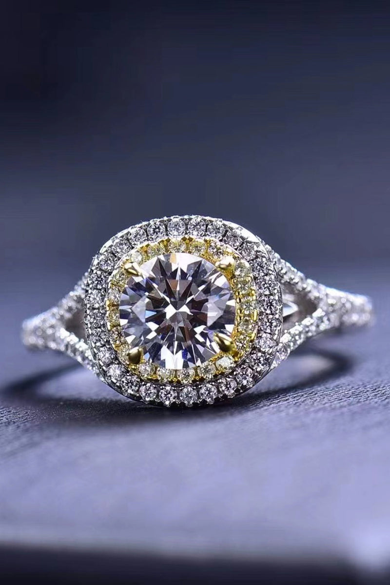 Two-Tone 1 Carat Moissanite Ring Trandify Deal