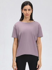 Soft breathable women's tee for gym and everyday outfits