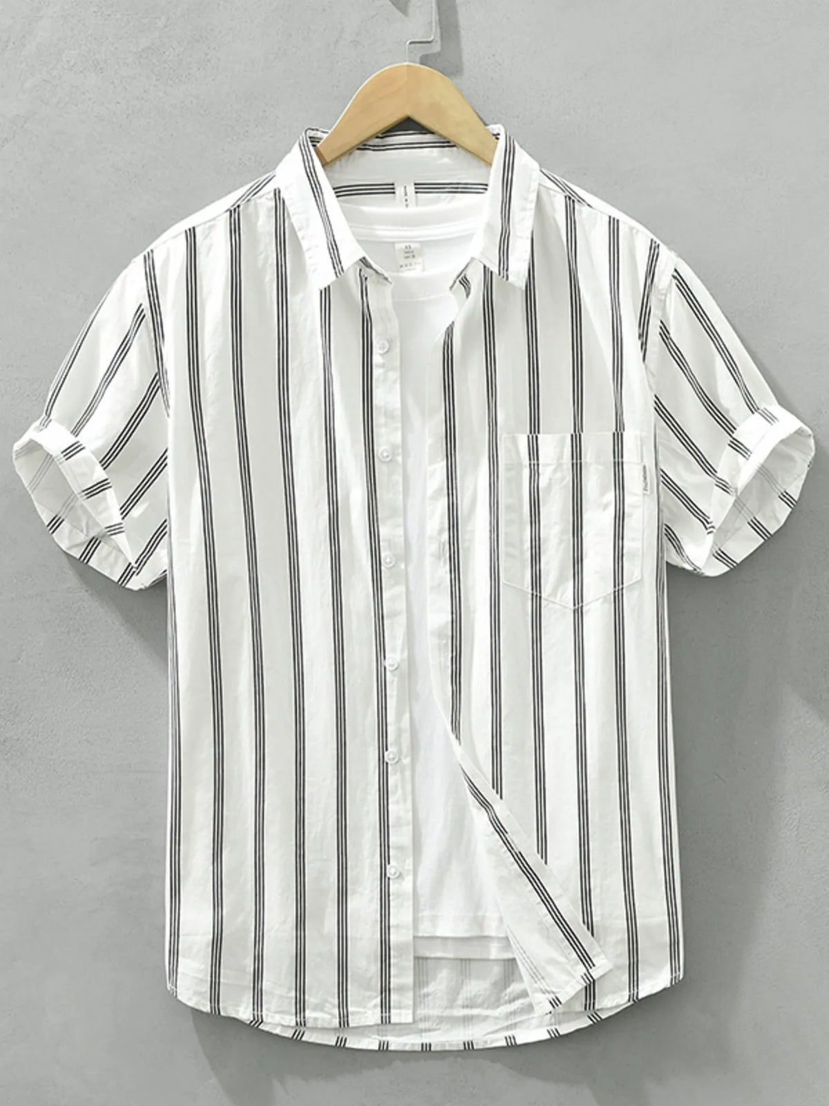 Men's Plus Size Classic Striped Short Sleeve Button-Up Shirt – Casual Slim Fit Summer Top for Big & Tall Men