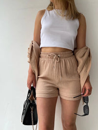 Trendy linen-blend two-piece set for women, stylish matching shirt and shorts