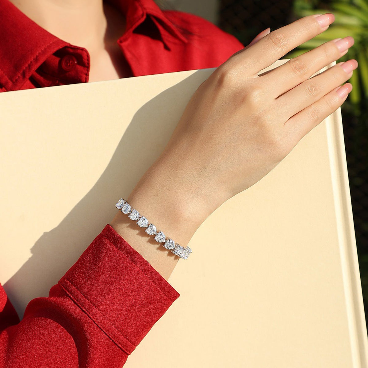 24 Carat Moissanite 925 Sterling Silver Heart Bracelet Trandify Deal