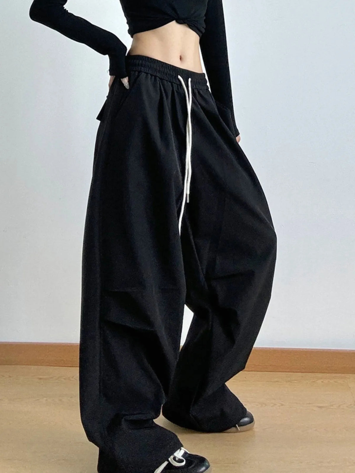 Women’s oversized wide leg drawstring pants in pink – boho chic high-waisted lounge pants