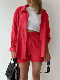Trendy linen-blend two-piece set for women, stylish matching shirt and shorts