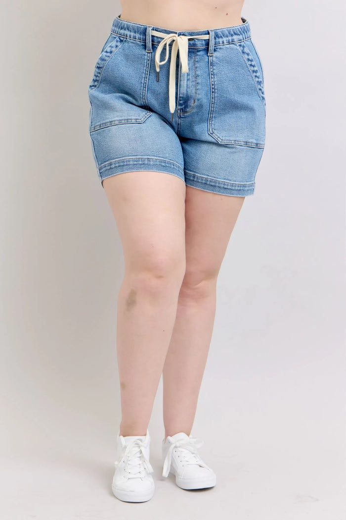 Judy Blue Plus Size High Waist Vintage Wash Denim Shorts for Women – Distressed Retro 90s Style Shorts – Curvy Fit Stretch Denim