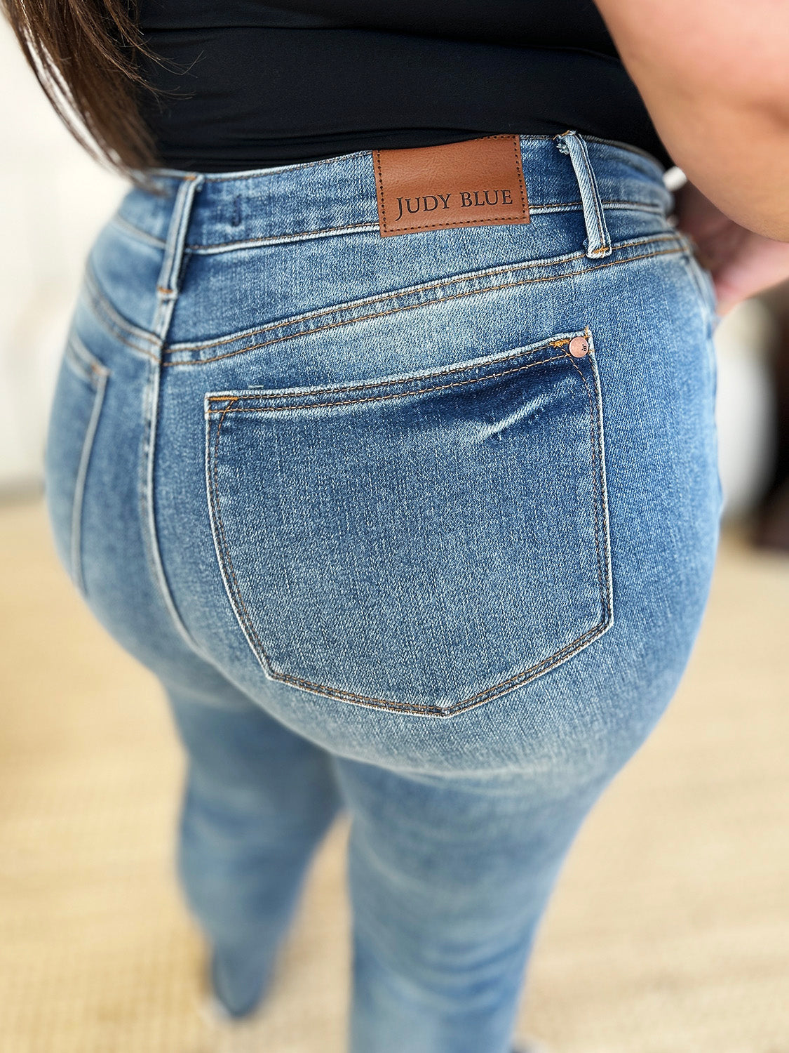 Judy Blue Full Size Mid Rise Rigid Magic Release Hem Jeans - Trandify Deal