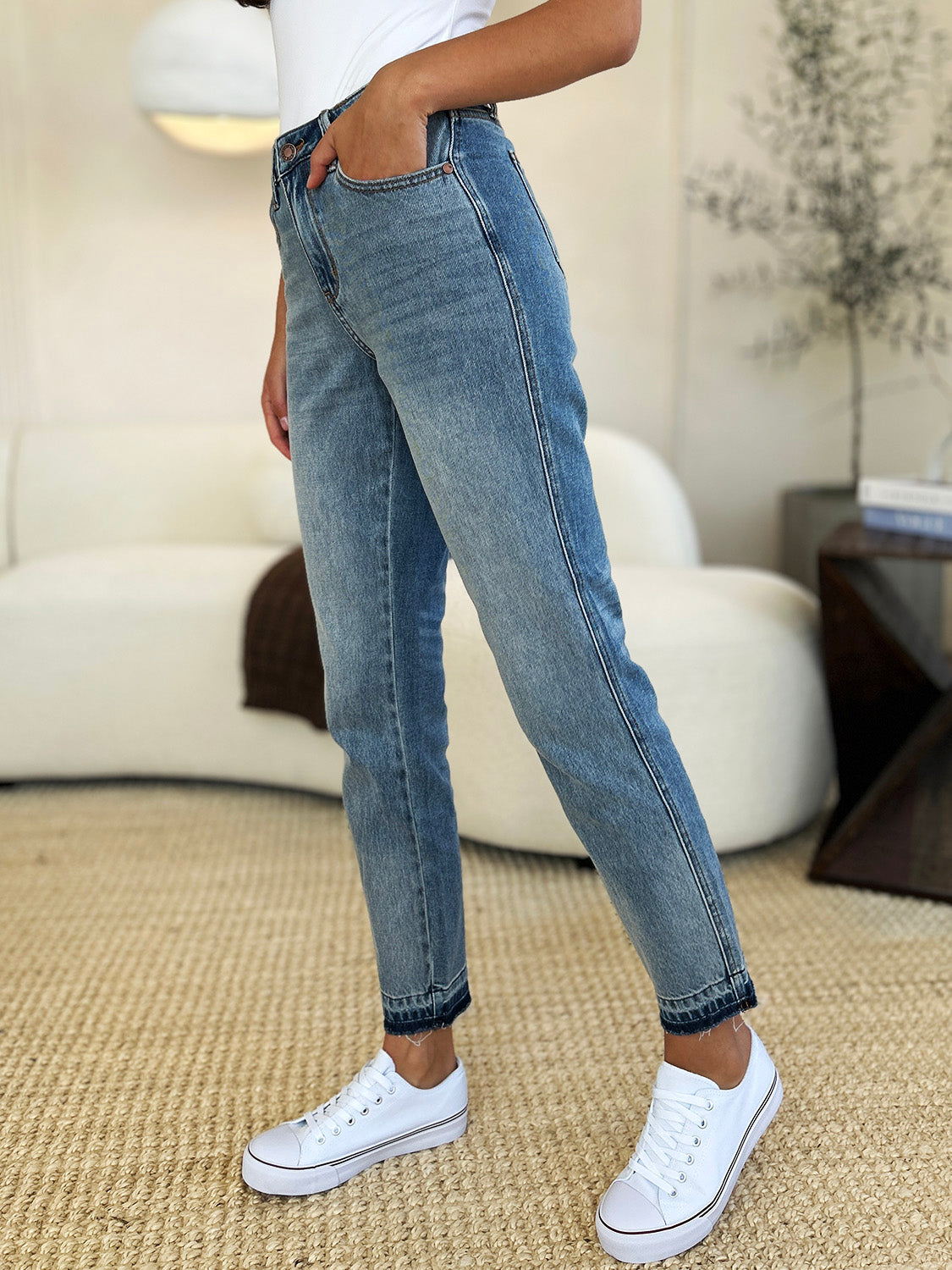 Judy Blue Full Size Mid Rise Rigid Magic Release Hem Jeans - Trandify Deal