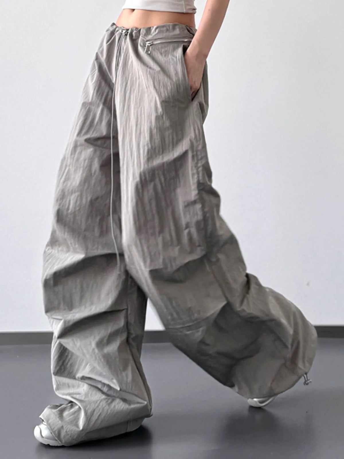 Trendy Streetwear Cargo Pants for Women – Comfort Fit & Adjustable Waist