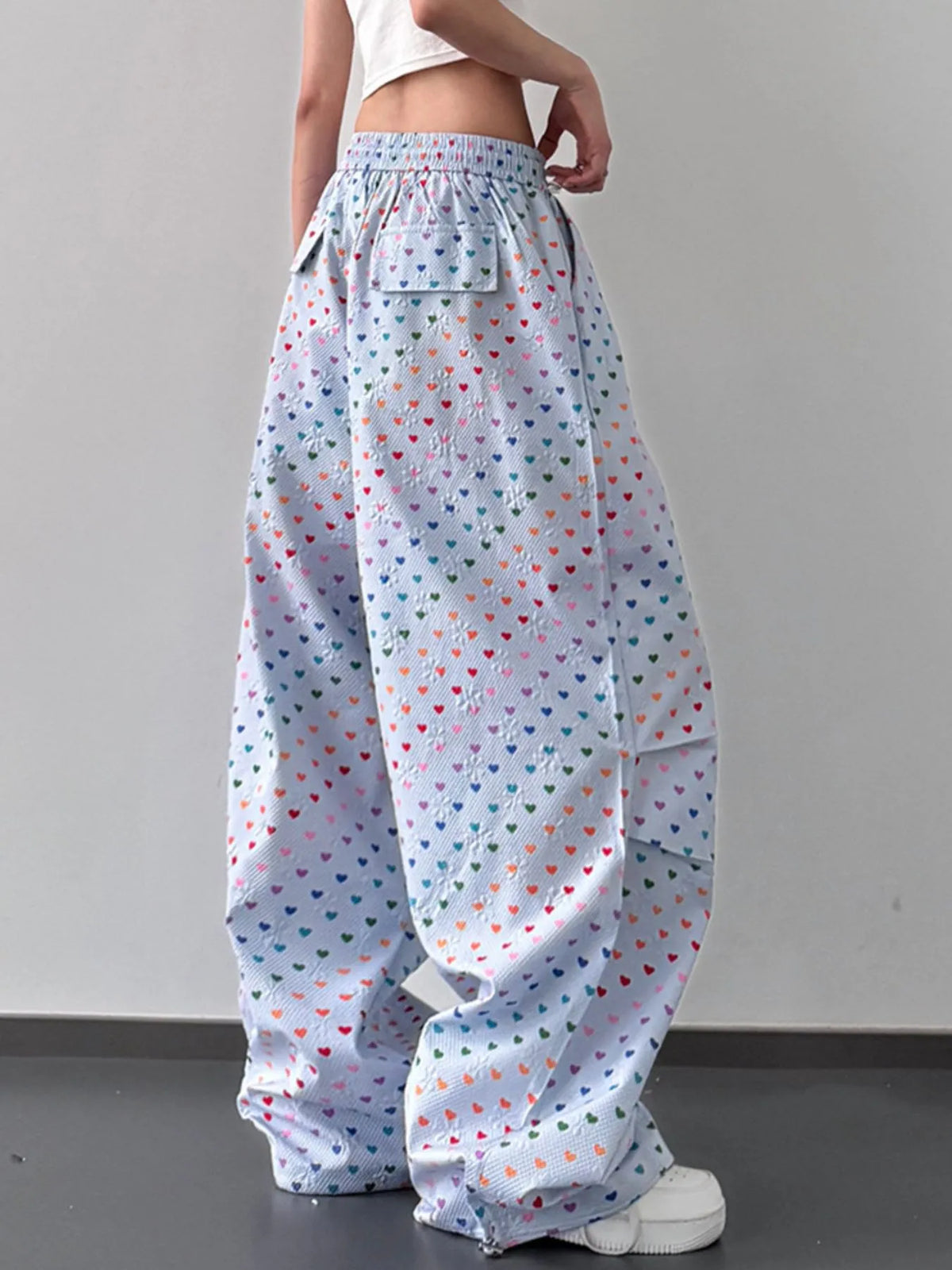 Plus Size Drawstring Joggers with Floral Heart Design – Trendy Comfortable Women’s Pants