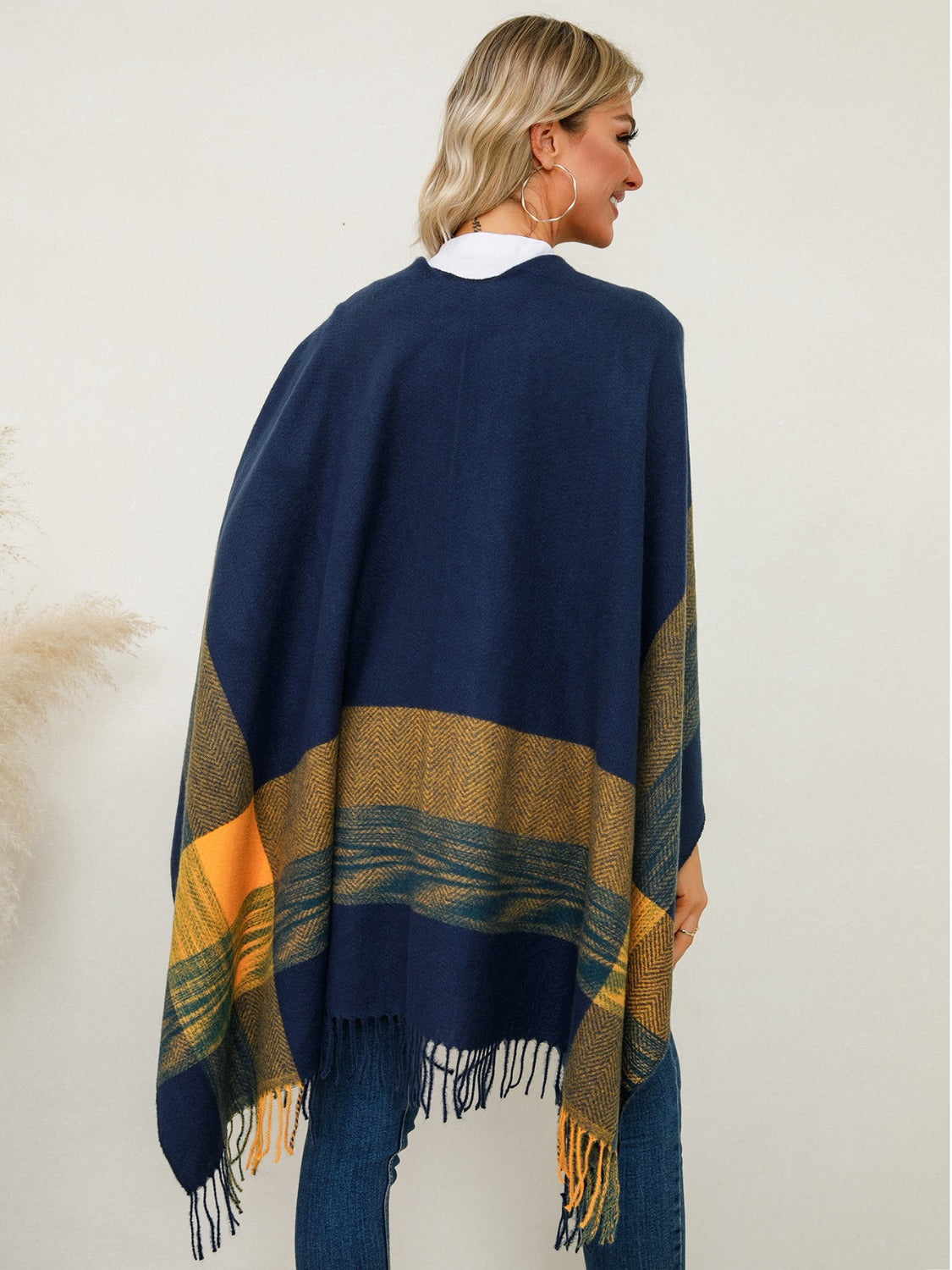 Fringe Contrast Plaid Poncho Trandify Deal
