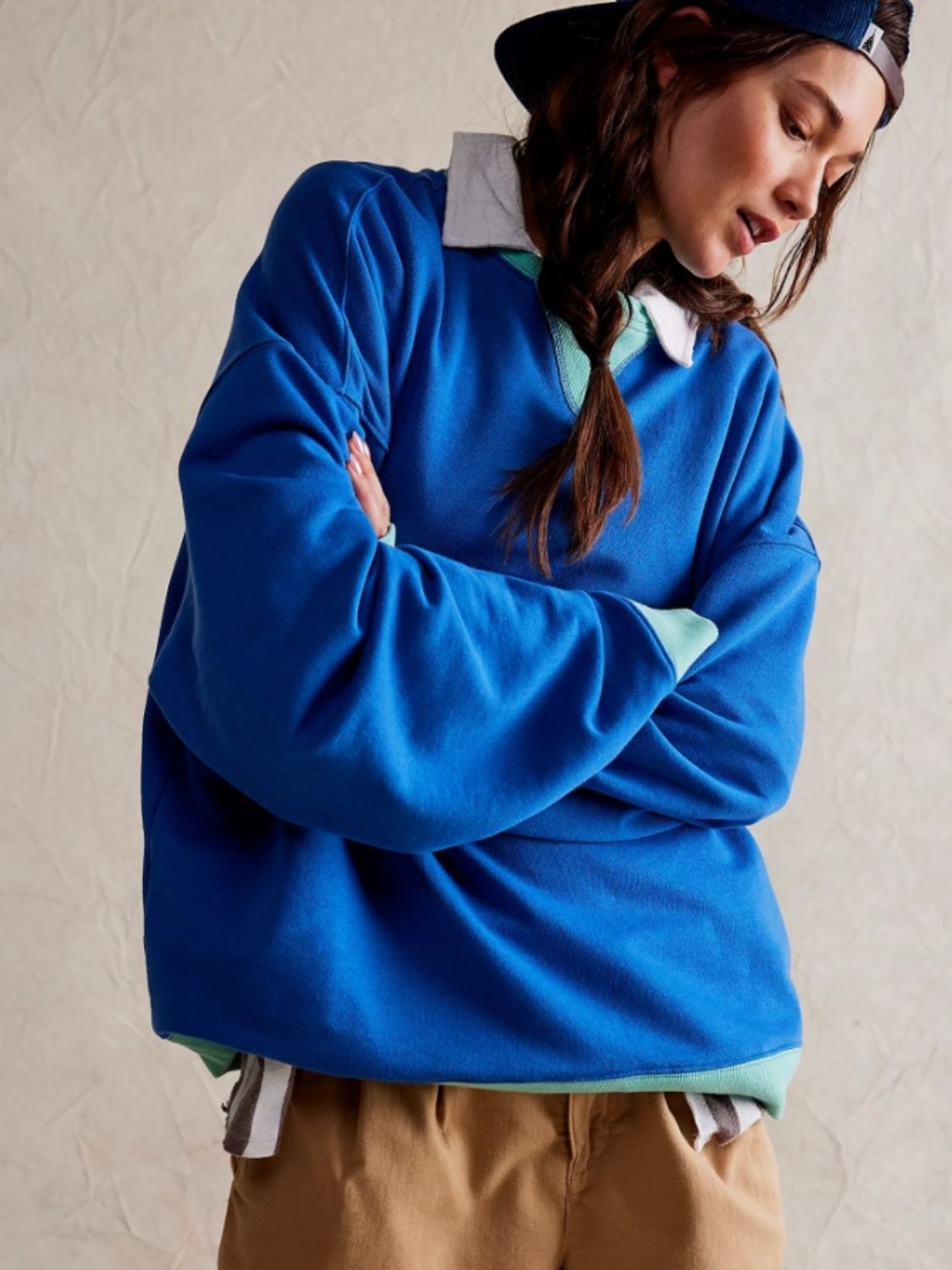 Contrast Trim Round Neck Long Sleeve Sweatshirt Trandify Deal