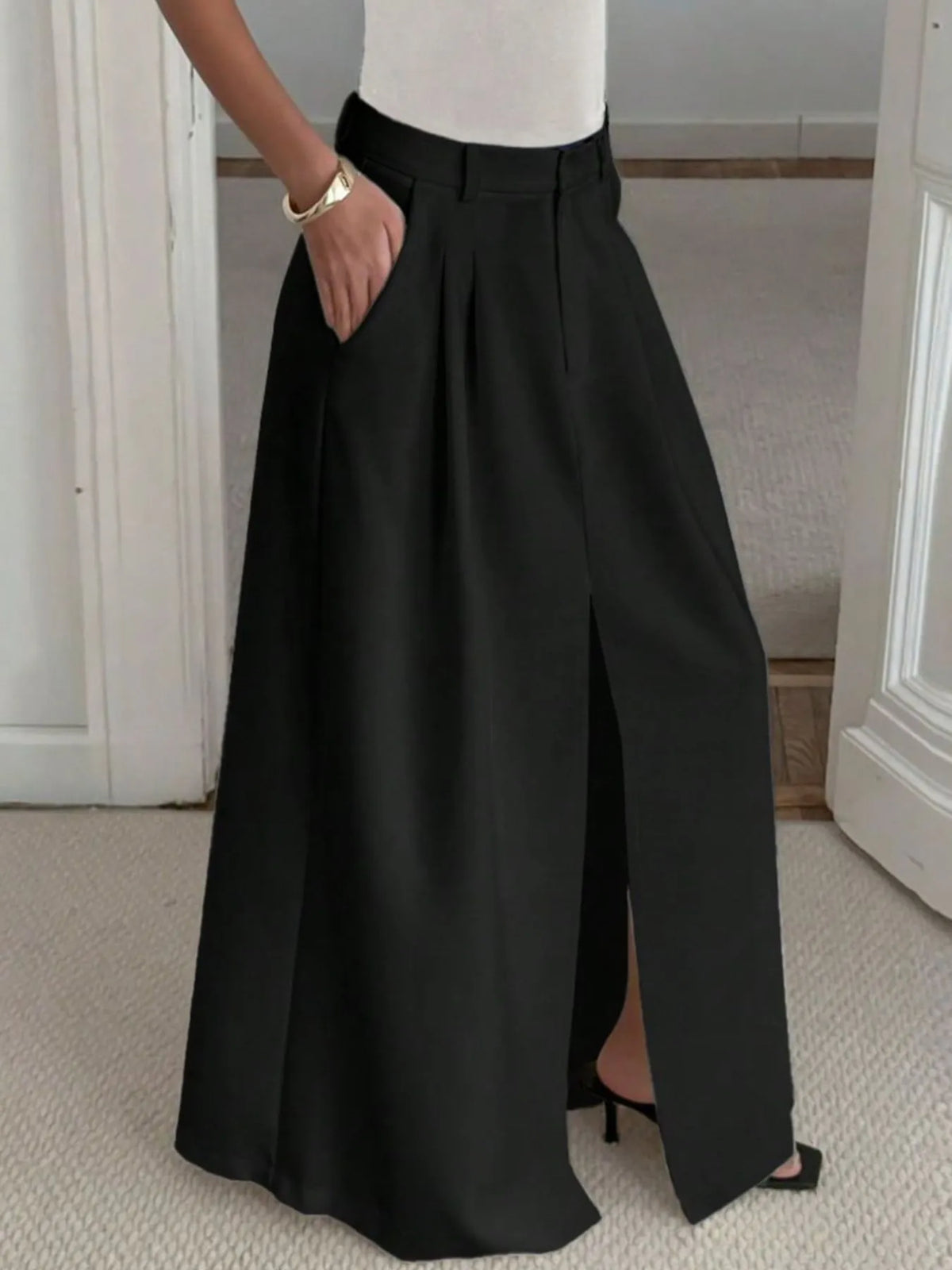 Women’s High-Waisted Slit Maxi Skirt – Flowy Boho Summer Skirt for Casual & Beach Outfits
