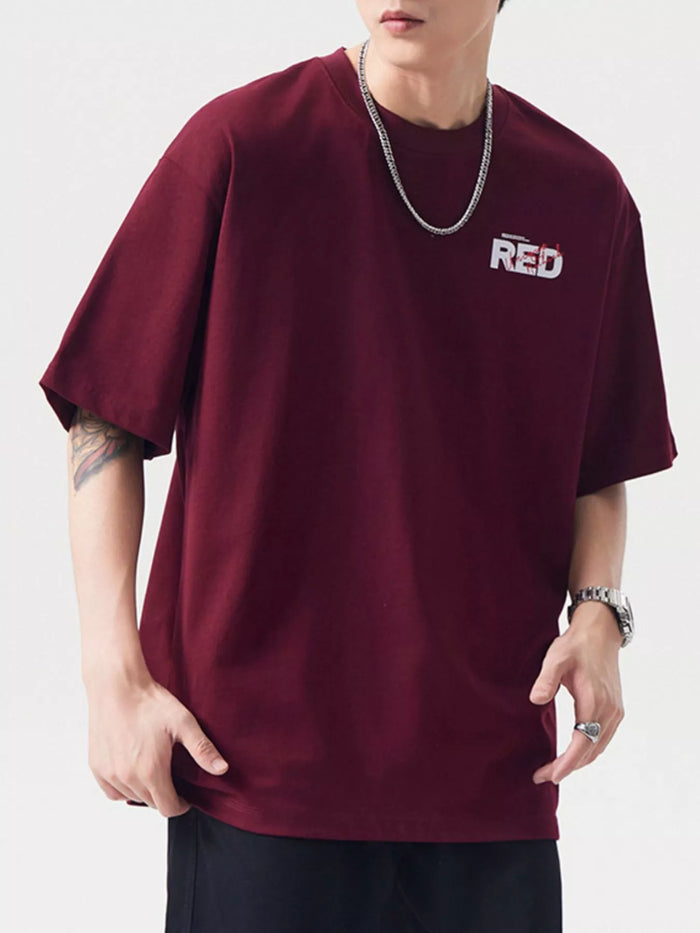 Mens oversized t-shirt in 100% cotton, plus size comfort fit model showing relaxed style